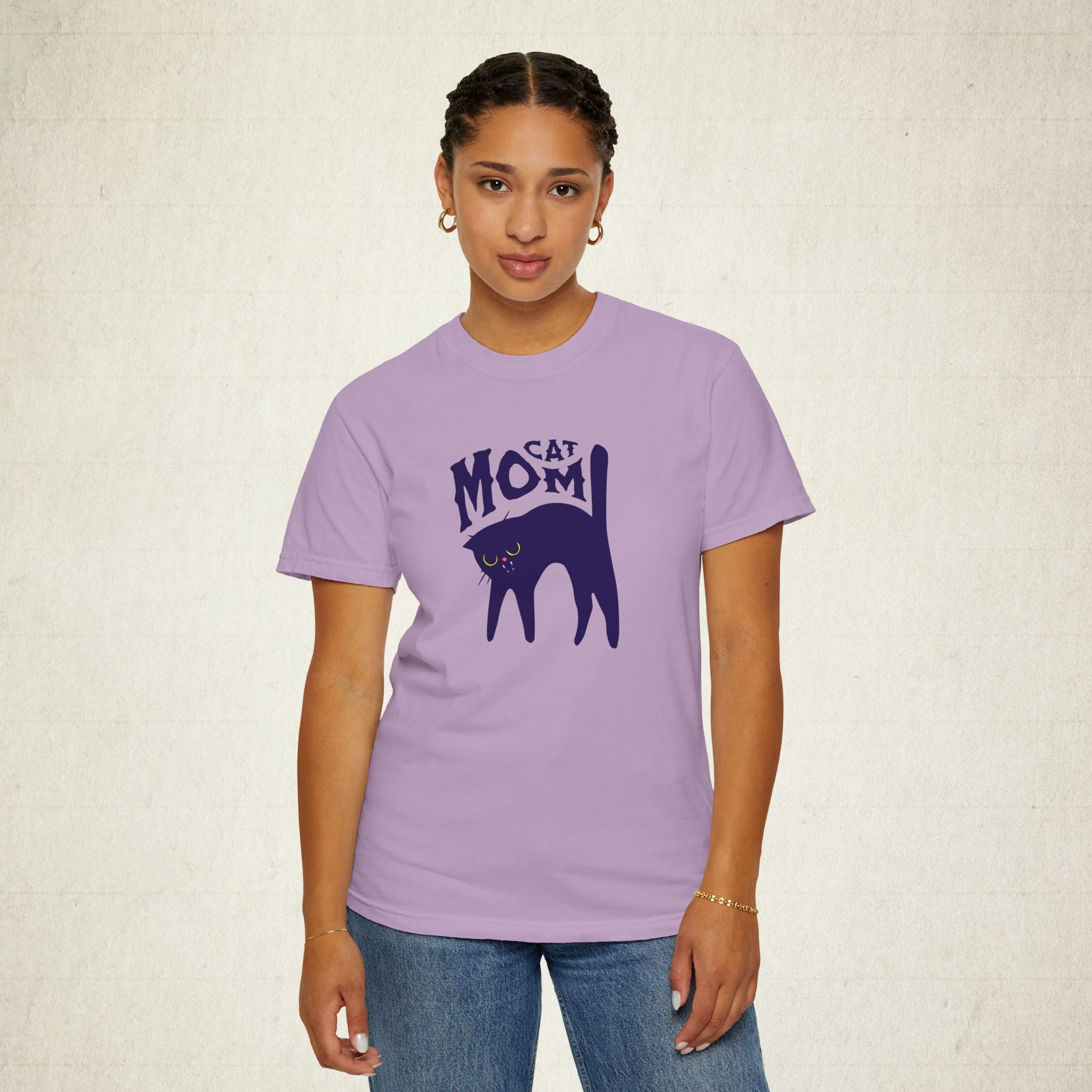 Cat Mom Garment-Dyed Women T-shirt
