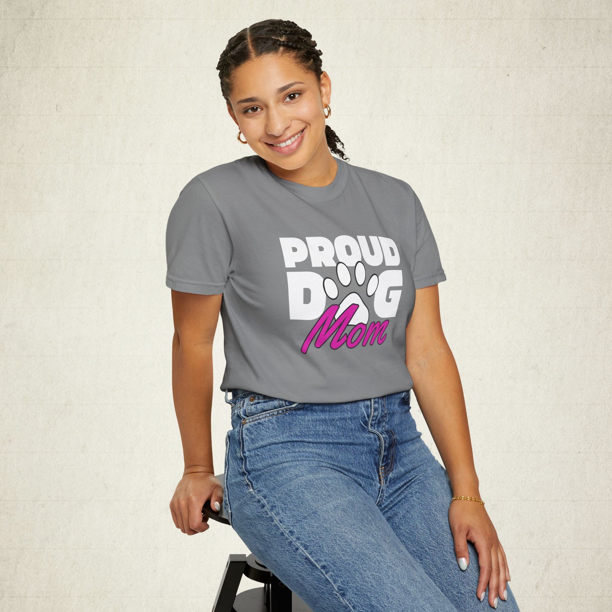 Proud Dog Mom Women T-Shirt