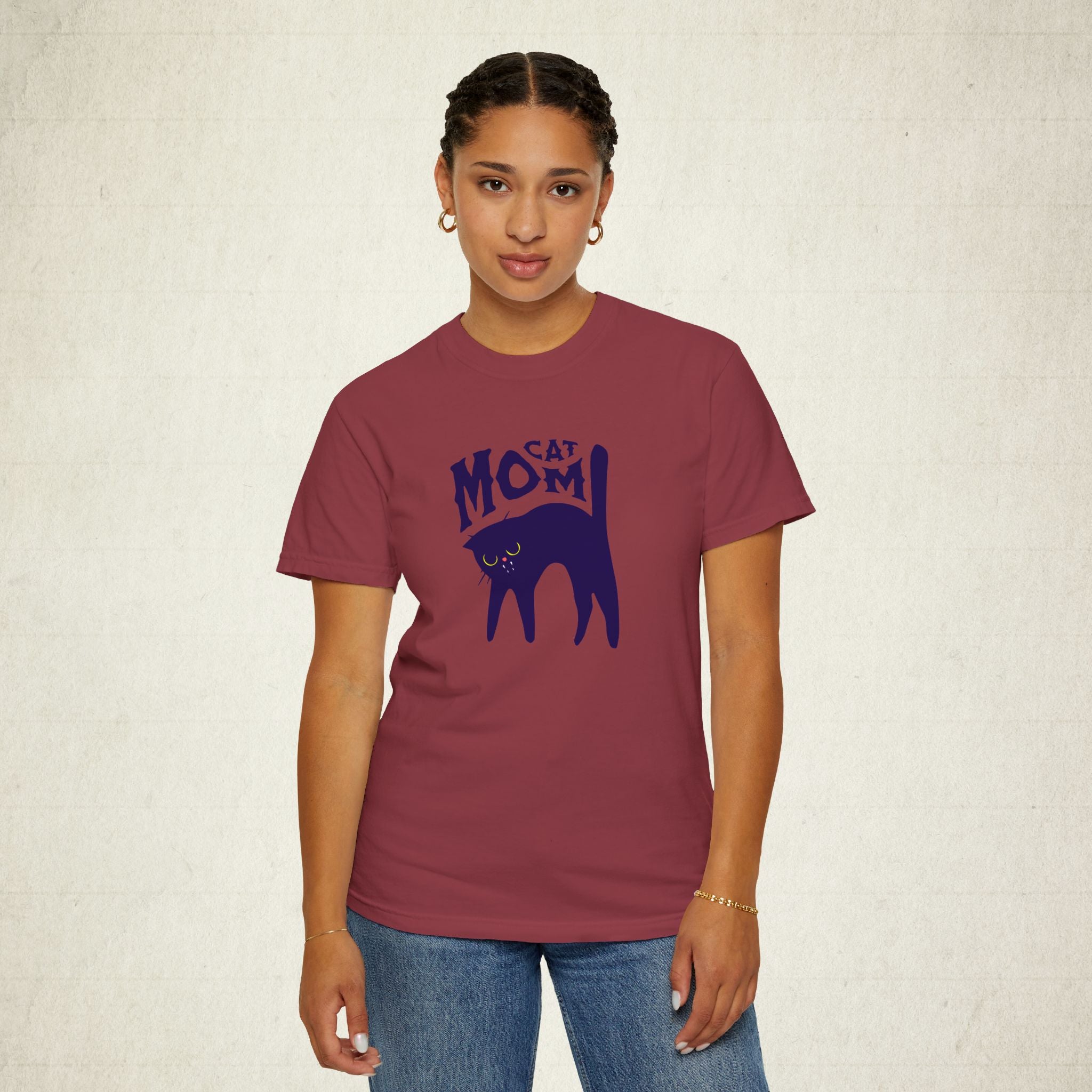 Cat Mom Garment-Dyed Women T-shirt