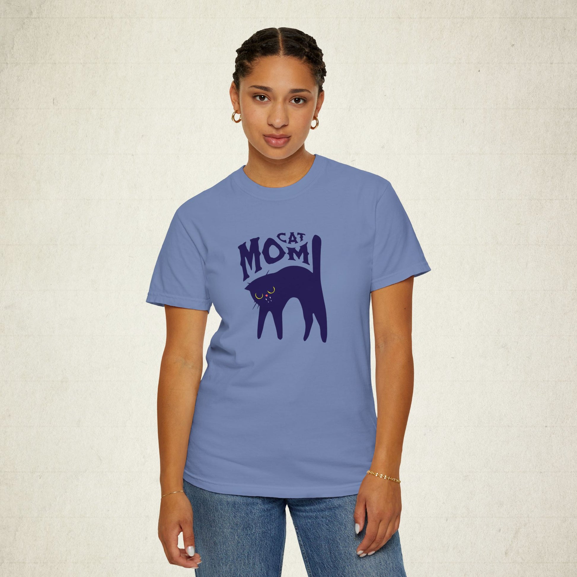 Cat Mom Garment-Dyed Women T-shirt