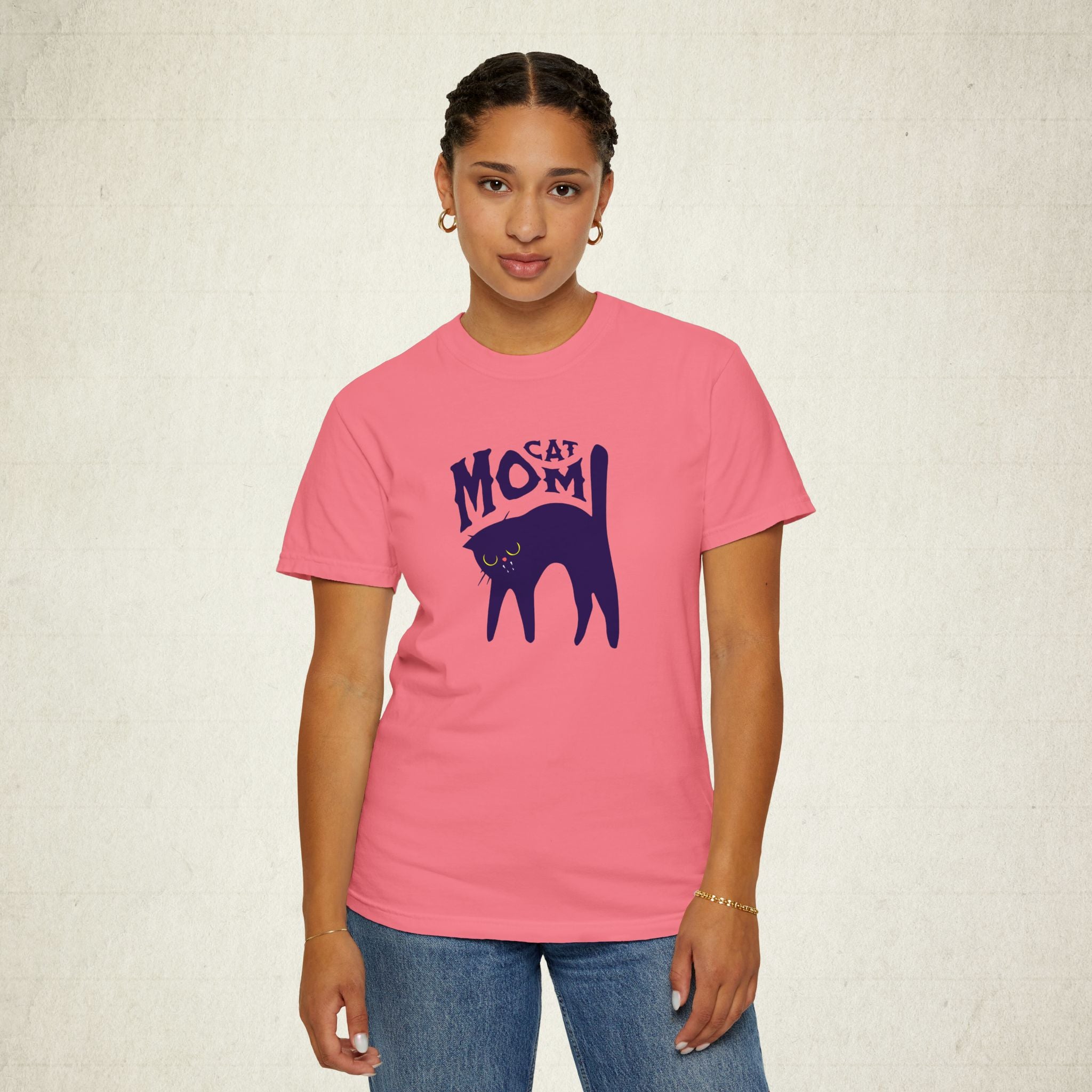 Cat Mom Garment-Dyed Women T-shirt