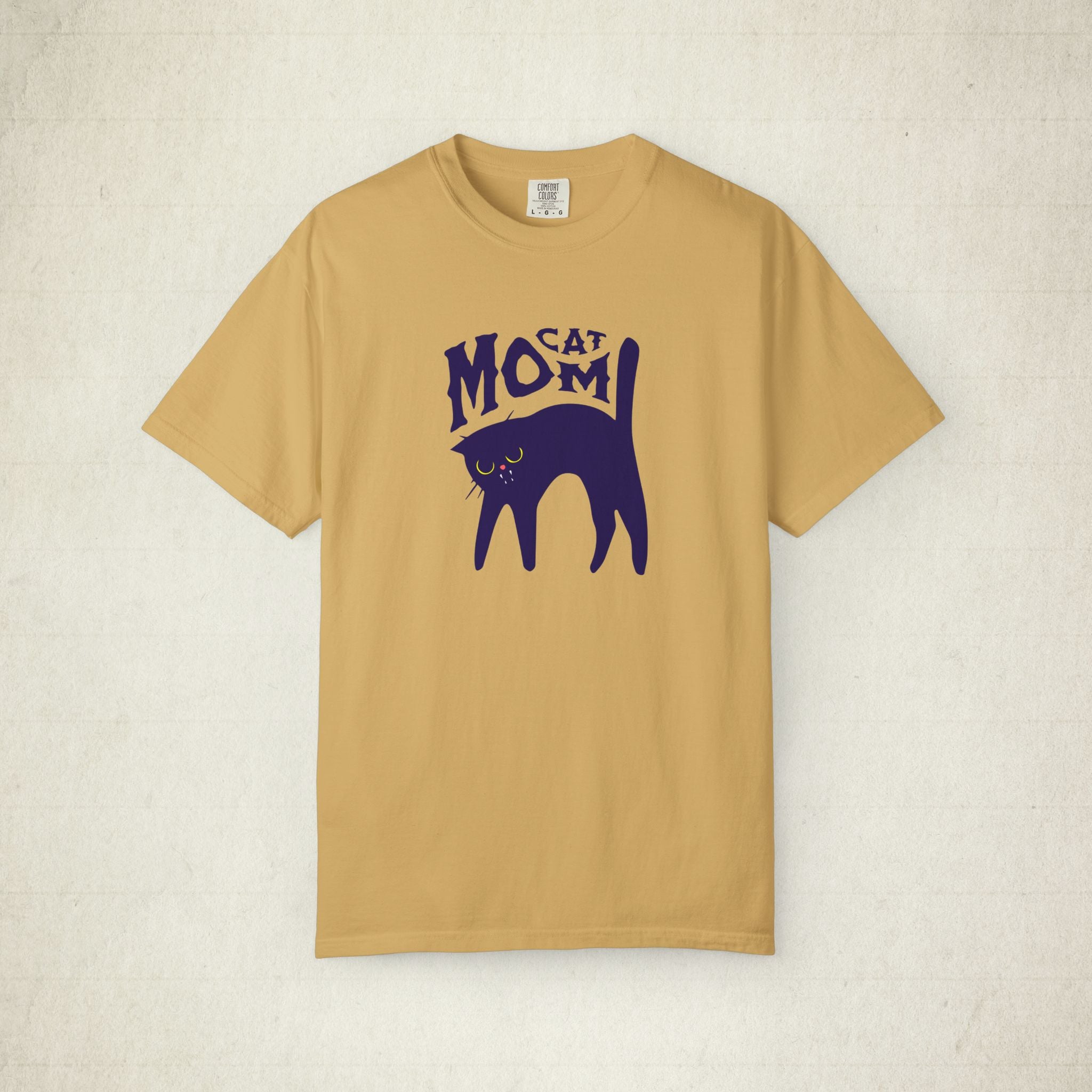 Cat Mom Garment-Dyed Women T-shirt