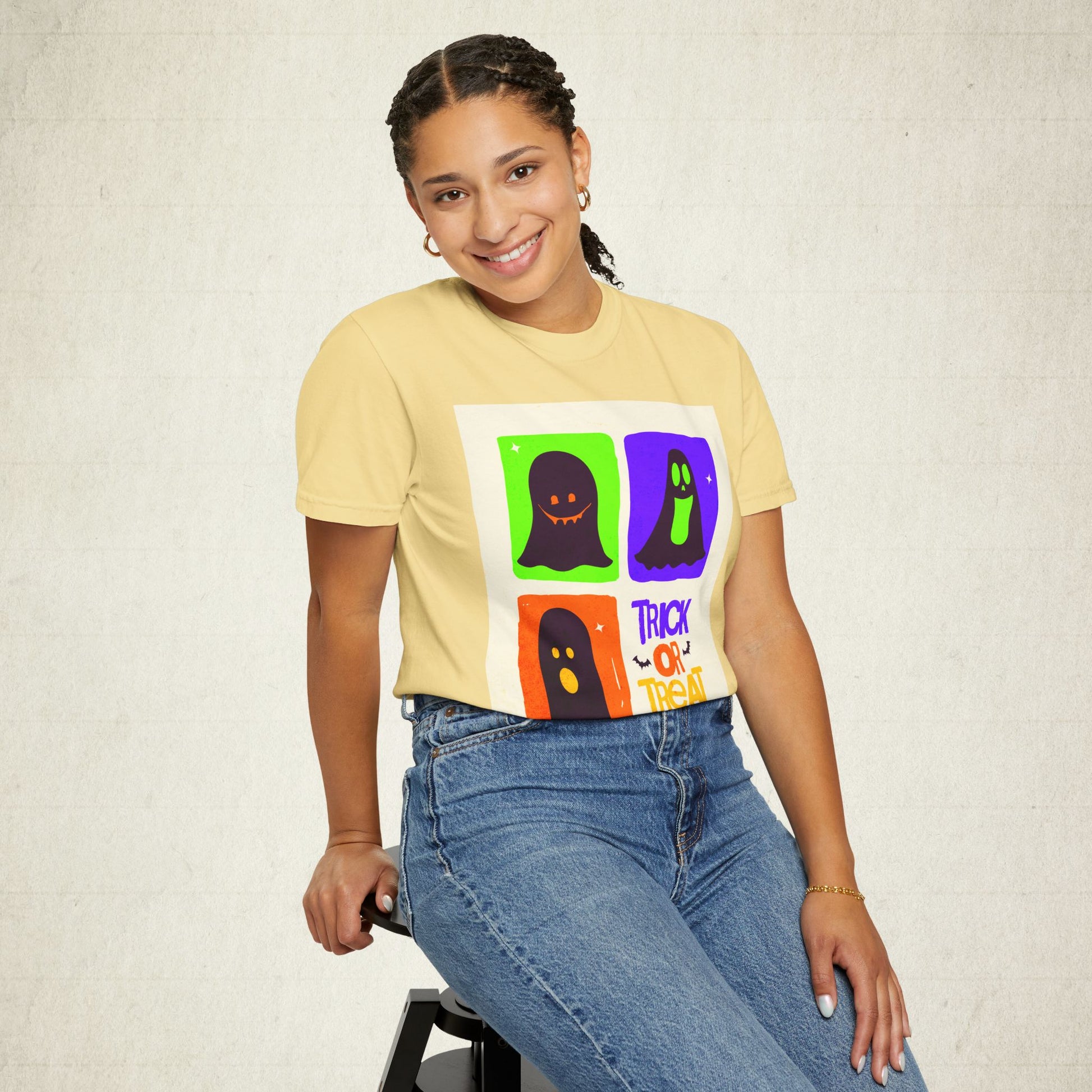 Trick or Treat Halloween Ghost Unisex T-Shirt