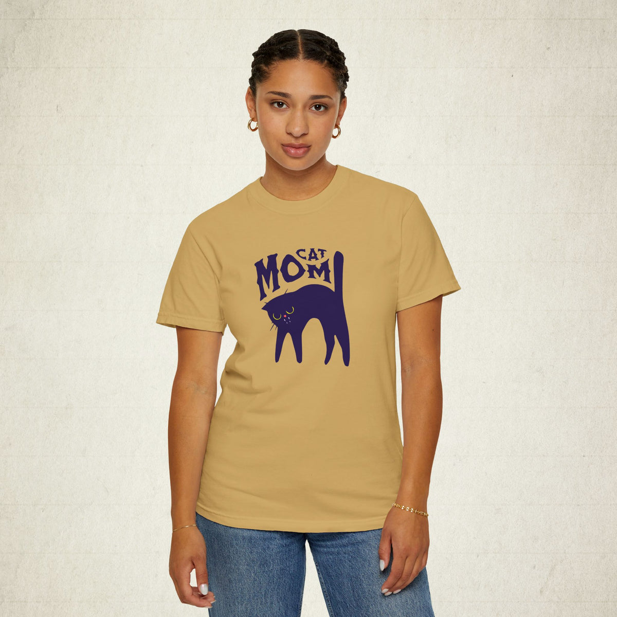 Cat Mom Garment-Dyed Women T-shirt